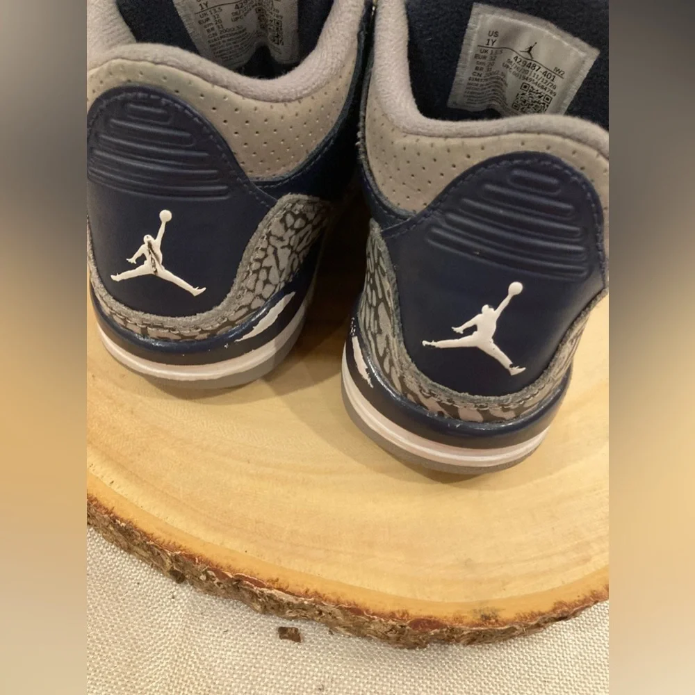 NIKE JORDAN 3‎ RETRO GEORGETOWN BLUE/GREY LEATHER SNEAKERS SHOES YOUTH SZ 1